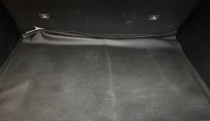 2020 KIA SONET GTX PLUS 1.0 IMT, Petrol, Manual, 52,898 km, Boot Inside