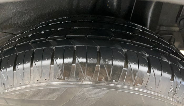 2020 KIA SONET GTX PLUS 1.0 IMT, Petrol, Manual, 52,898 km, Left Rear Tyre Tread