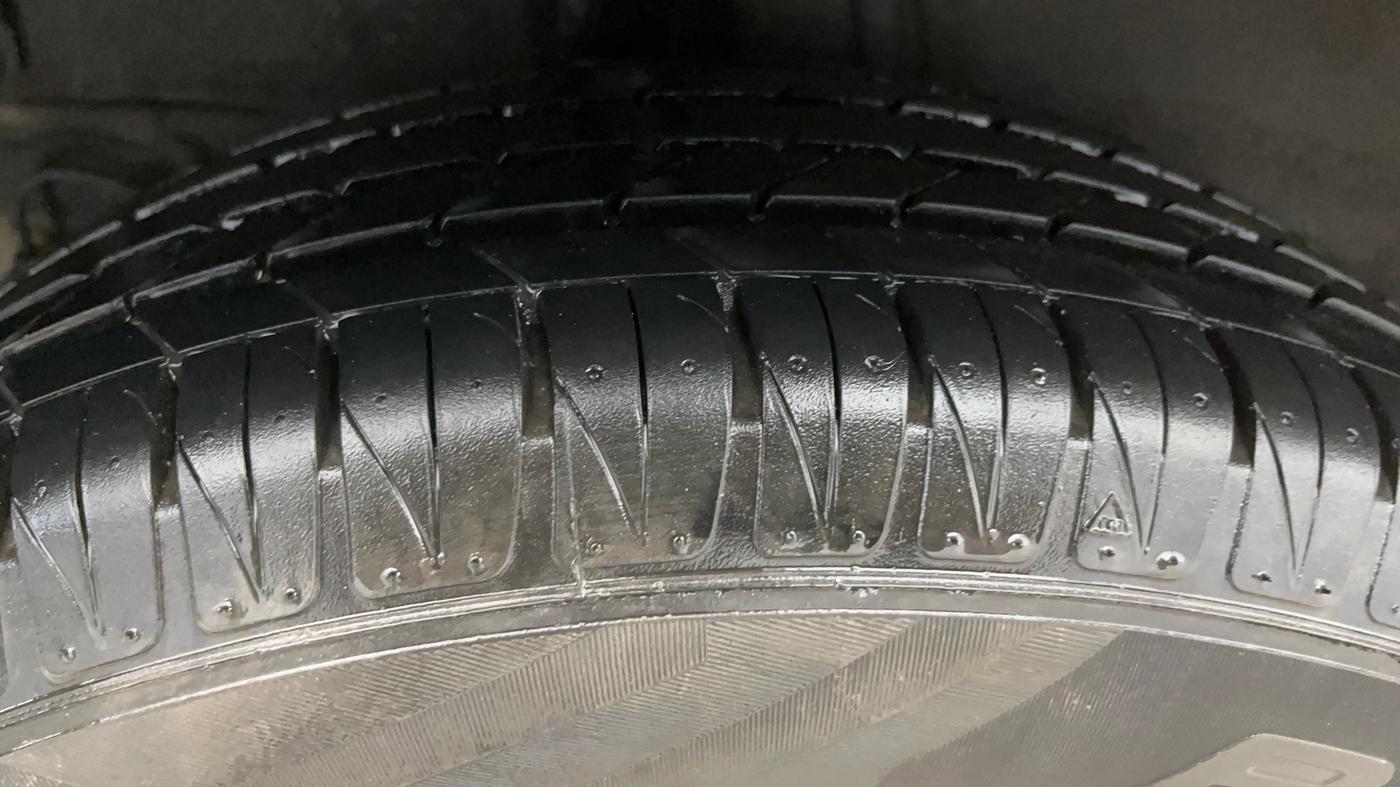 2020 KIA SONET GTX PLUS 1.0 IMT, Petrol, Manual, 52,858 km, Right Rear Tyre Tread