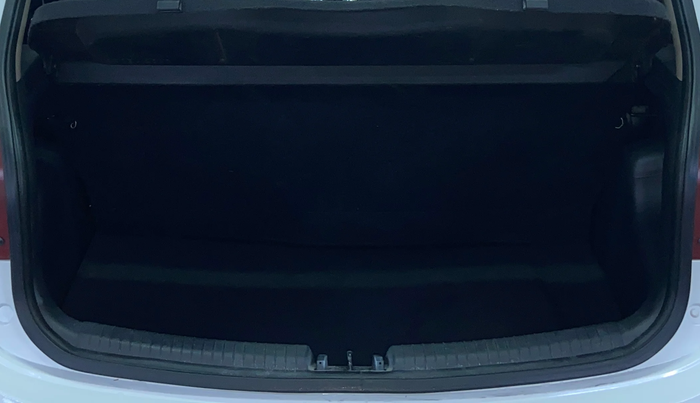 2017 Hyundai Grand i10 SPORTZ 1.2 KAPPA VTVT, Petrol, Manual, 63,070 km, Boot Inside