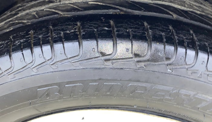 2016 Tata Zest XM PETROL, Petrol, Manual, 60,688 km, Right Front Tyre Tread