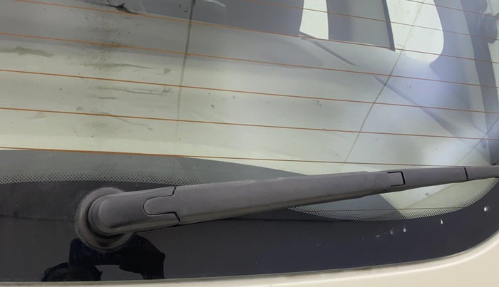 2017 Renault Duster RXS CVT, Petrol, Automatic, 22,426 km, Rear Wiper