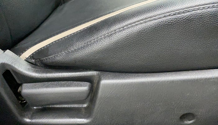 2021 Maruti Alto VXI, Petrol, Manual, 8,664 km, Driver Side Adjustment Panel