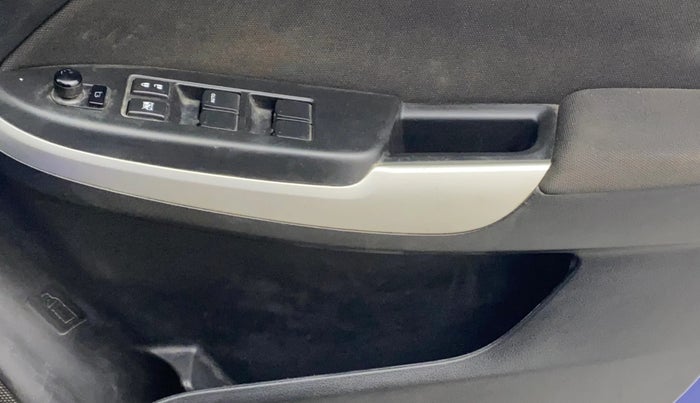 2017 Maruti Baleno ALPHA PETROL 1.2, Petrol, Manual, 1,00,007 km, Driver Side Door Panels Control