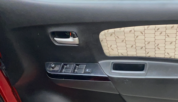 2017 Maruti Wagon R 1.0 VXI AMT, Petrol, Automatic, 58,211 km, Driver Side Door Panels Control