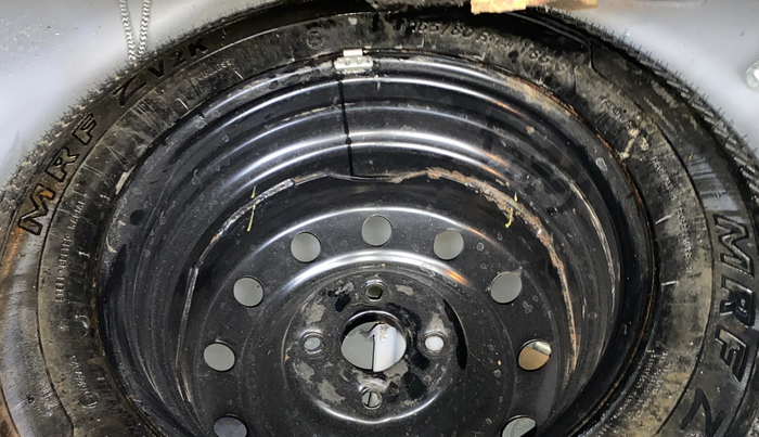 2015 Maruti Swift ZXI, Petrol, Manual, 82,813 km, Spare Tyre