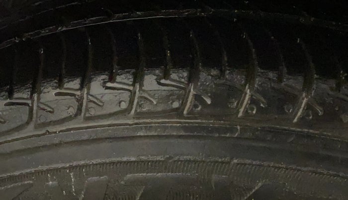 2018 Maruti Celerio VXI CNG, CNG, Manual, 68,858 km, Left Rear Tyre Tread