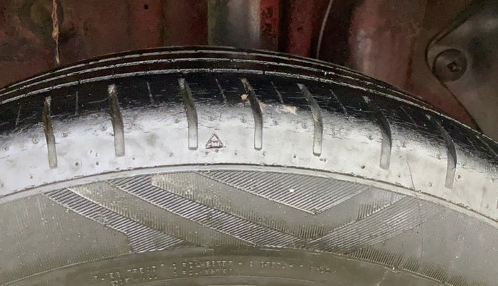 2015 Hyundai Elite i20 SPORTZ 1.2, Petrol, Manual, 51,564 km, Left Rear Tyre Tread