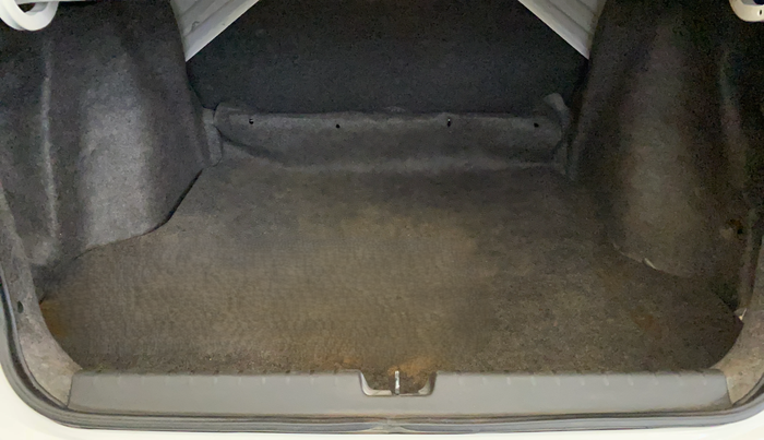 2015 Honda City 1.5L I-VTEC V MT, Petrol, Manual, 56,938 km, Boot Inside