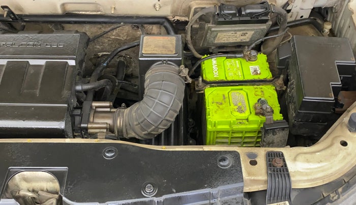 2017 Mahindra Kuv100 K6 PLUS 6 STR, Petrol, Manual, 1,23,281 km, Engine View - Left