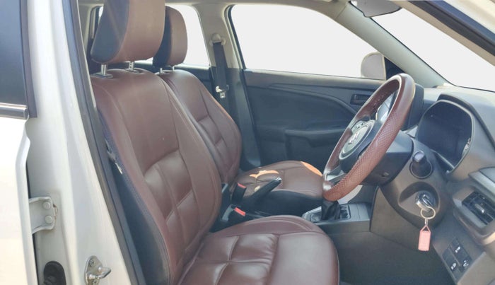 2023 Maruti BREZZA VXI SMART HYBRID, Petrol, Manual, 60,306 km, Right Side Front Door Cabin