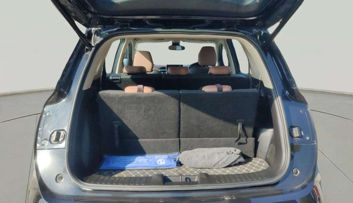 2023 MG HECTOR PLUS SHARP PRO 2.0 TURBO DIESEL 7 STR, Diesel, Manual, 28,236 km, Boot Inside