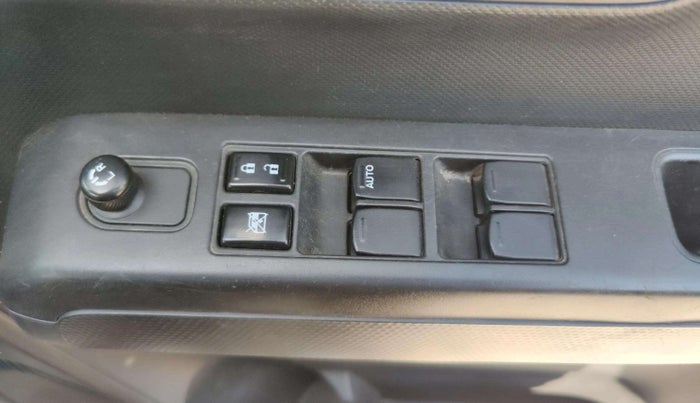 2022 Maruti New Wagon-R VXI 1.0, Petrol, Manual, 45,493 km, Driver Side Door Panels Control
