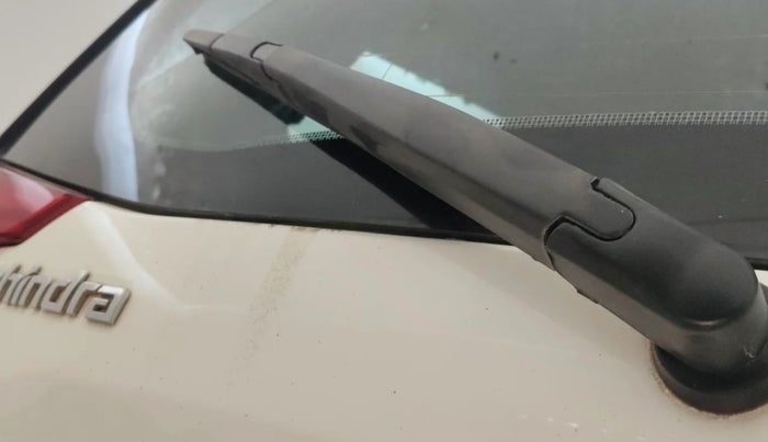 2018 Mahindra XUV500 W11 AT, Diesel, Automatic, 81,037 km, Rear Wiper