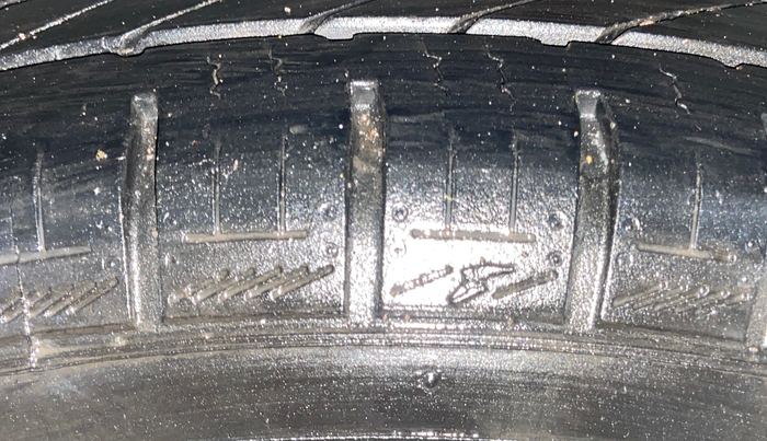 2013 Maruti Swift Dzire VDI, Diesel, Manual, 56,223 km, Right Front Tyre Tread