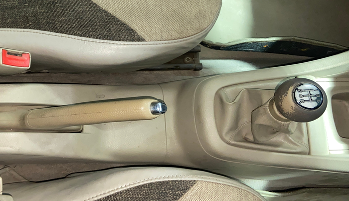 2013 Maruti Swift Dzire VDI, Diesel, Manual, 56,223 km, Gear Lever