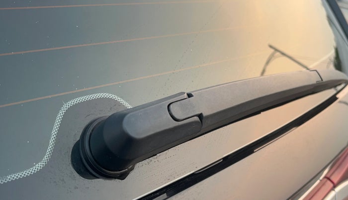 2022 Hyundai NEW I20 ASTA (O) 1.0 TURBO GDI DCT, Petrol, Automatic, 13,442 km, Rear Wiper