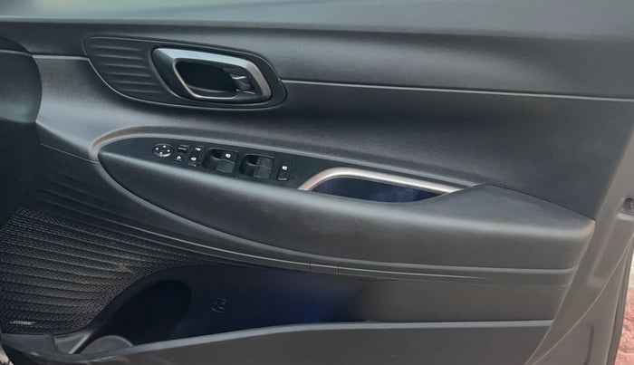 2022 Hyundai NEW I20 ASTA (O) 1.0 TURBO GDI DCT, Petrol, Automatic, 13,442 km, Driver Side Door Panels Control