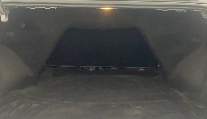 2013 Tata Manza LX QUADRAJET, Diesel, Manual, 79,547 km, Boot Inside