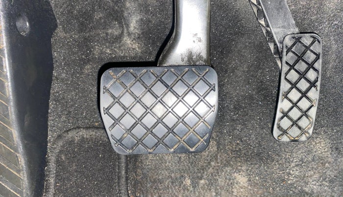 2015 Skoda Octavia ELEGANCE 1.8 TSI AT, Petrol, Automatic, 85,509 km, Pedals