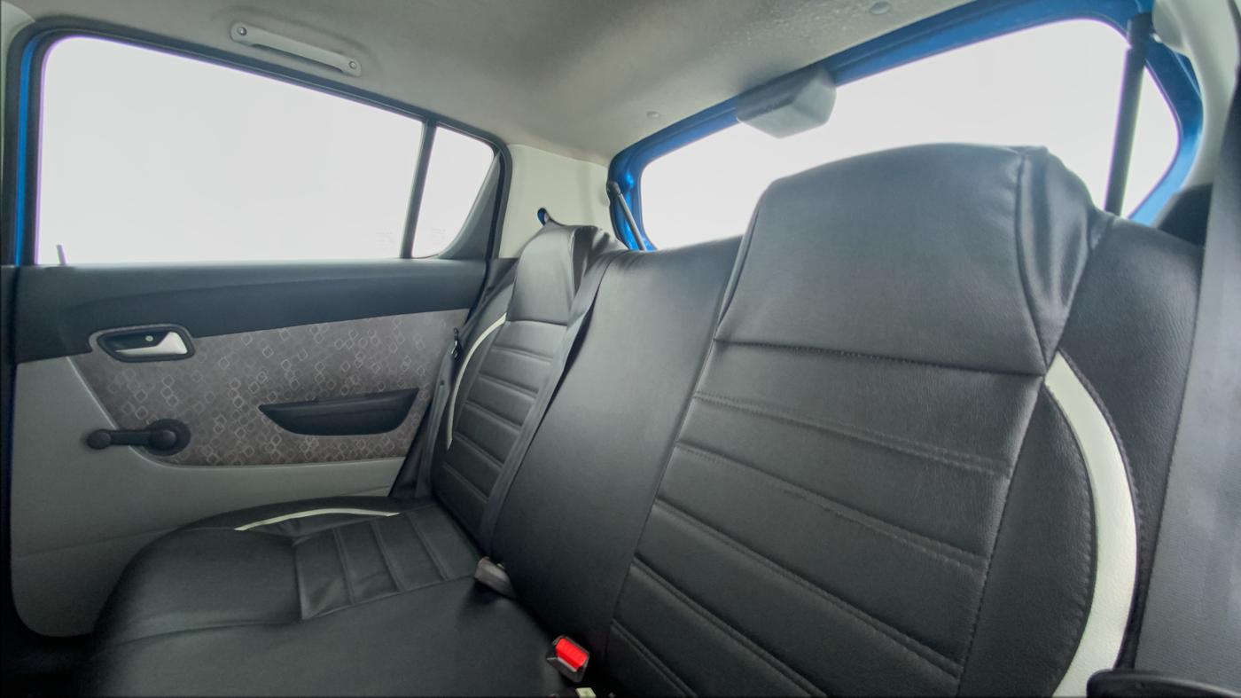 2016 Maruti Alto 800 LXI, Petrol, Manual, 43,687 km, Right Side Rear Door Cabin