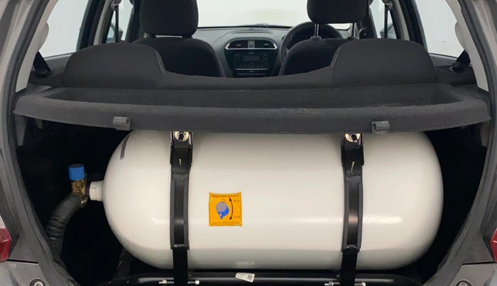 2022 Tata Tiago XT CNG, CNG, Manual, 30,092 km, Boot Inside