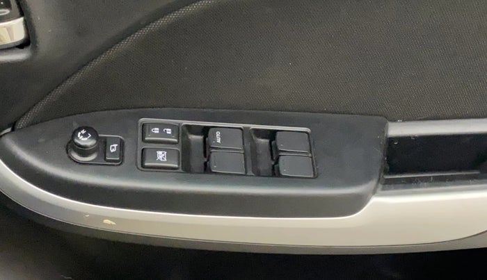 2018 Maruti Baleno ALPHA CVT PETROL 1.2, Petrol, Automatic, 37,448 km, Driver Side Door Panels Control