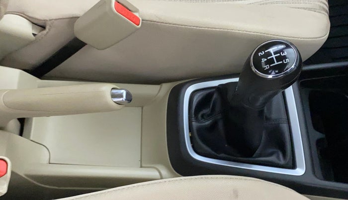 2018 Maruti Dzire VXI, Petrol, Manual, 80,225 km, Gear Lever