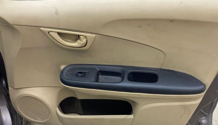 2014 Honda Brio E MT, Petrol, Manual, 53,016 km, Driver Side Door Panels Control