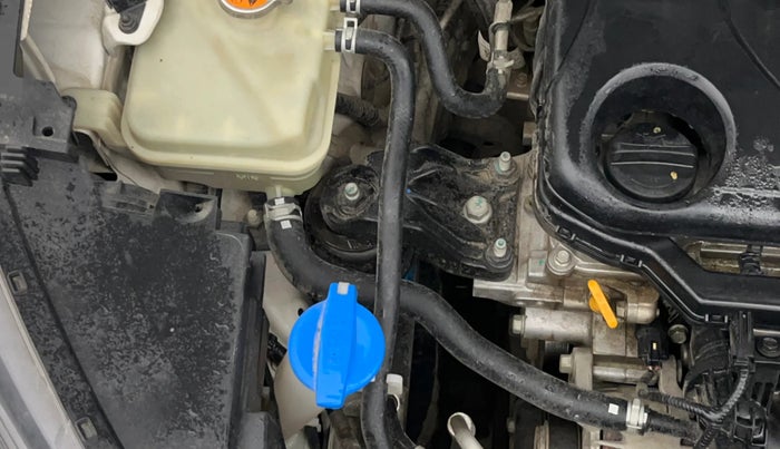 2020 KIA SONET HTX 1.0 IMT, Petrol, Manual, 77,635 km, Engine View - Right