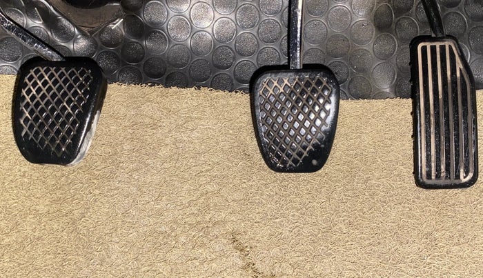 2014 Honda Mobilio 1.5L I-VTEC V, Petrol, Manual, 57,218 km, Pedals