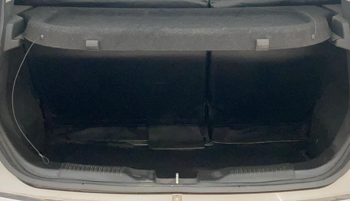 2017 Maruti IGNIS DELTA 1.2 AMT, Petrol, Automatic, 33,191 km, Boot Inside