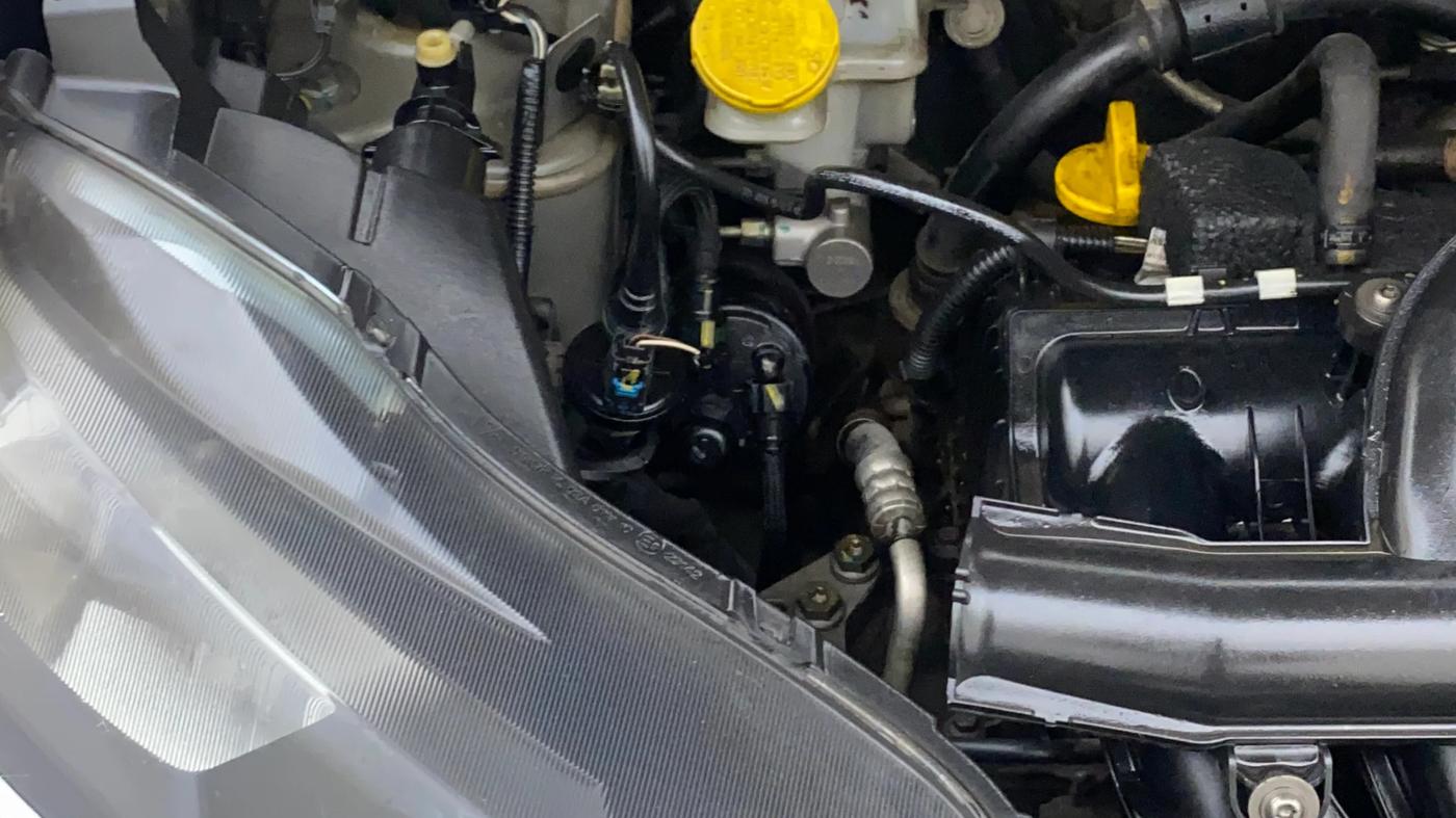 2020 Datsun Redi Go T(O) 1.0, Petrol, Manual, 1,15,392 km, Engine View - Right