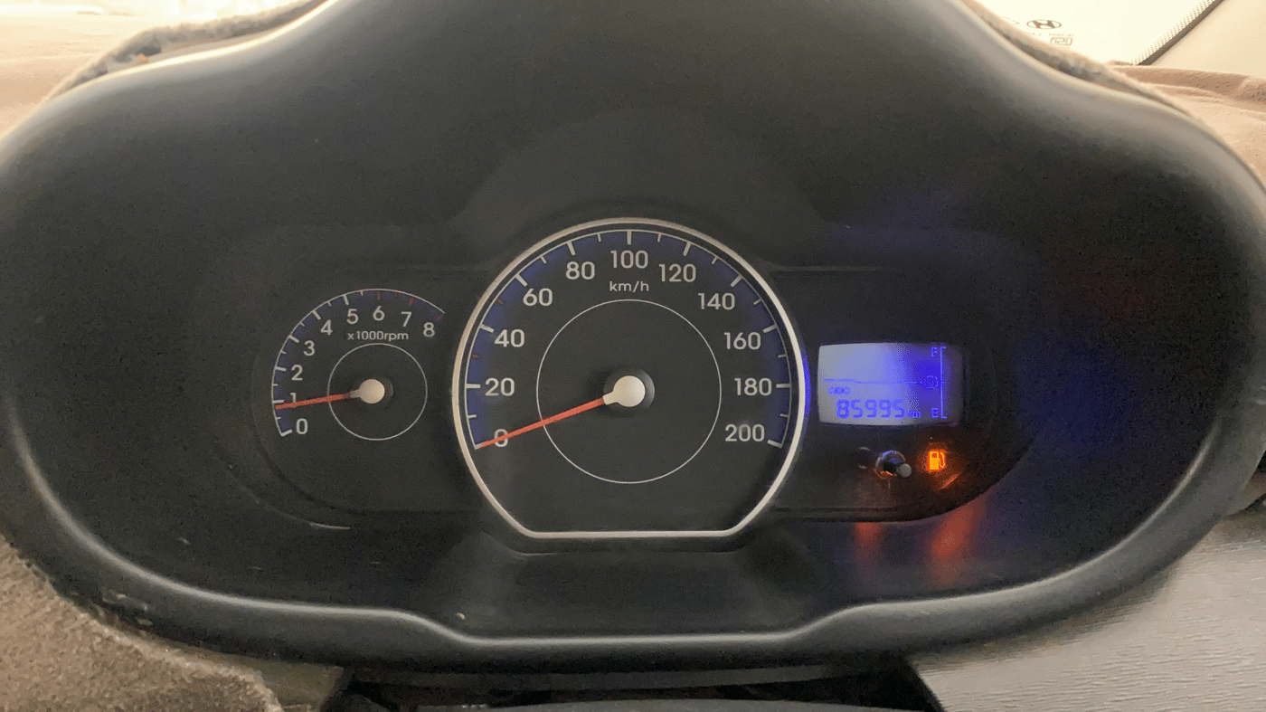 2016 Hyundai i10 D LITE 1.1, CNG, Manual, 86,331 km, Odometer Image