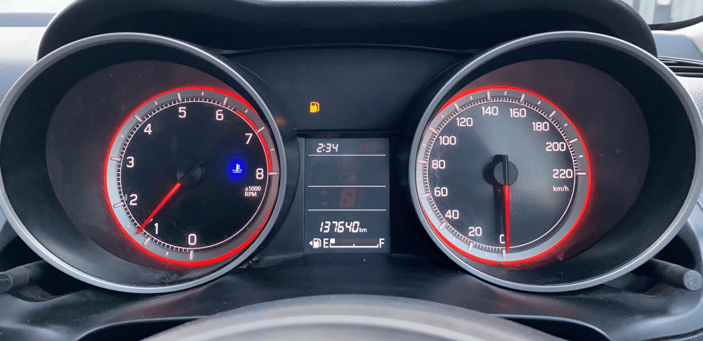 2020 Maruti Swift VXI, Petrol, Manual, 1,37,620 km, Odometer Image