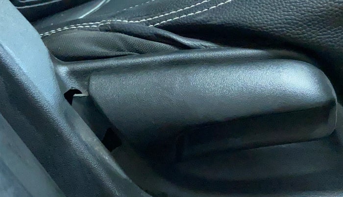 2017 Maruti Swift VXI, Petrol, Manual, 49,782 km, Driver Side Adjustment Panel