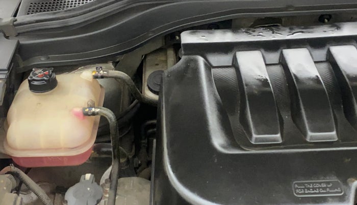 2021 Mahindra XUV700 AX 7 LUXURY P AT 7 STR, Petrol, Automatic, 44,322 km, Engine View - Right