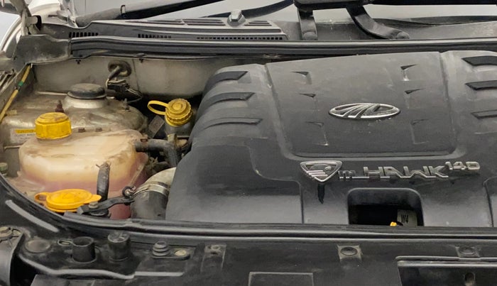 2016 Mahindra XUV500 W4 1.99, Diesel, Manual, 61,726 km, Engine View - Right