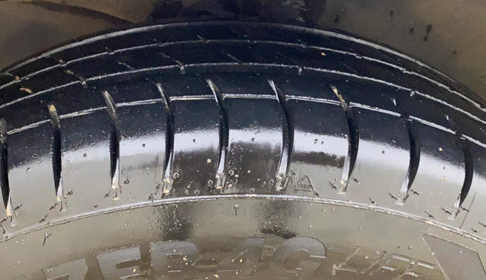 2018 Maruti Eeco 5 STR WITH A/C+HTR, CNG, Manual, 36,171 km, Left Front Tyre Tread