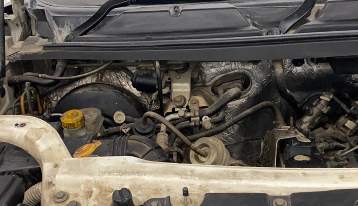 2017 Mahindra TUV300 T8, Diesel, Manual, 87,345 km, Engine View - Right