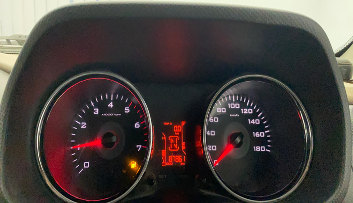 2017 Mahindra TUV300 T8, Diesel, Manual, 87,345 km, Odometer Image