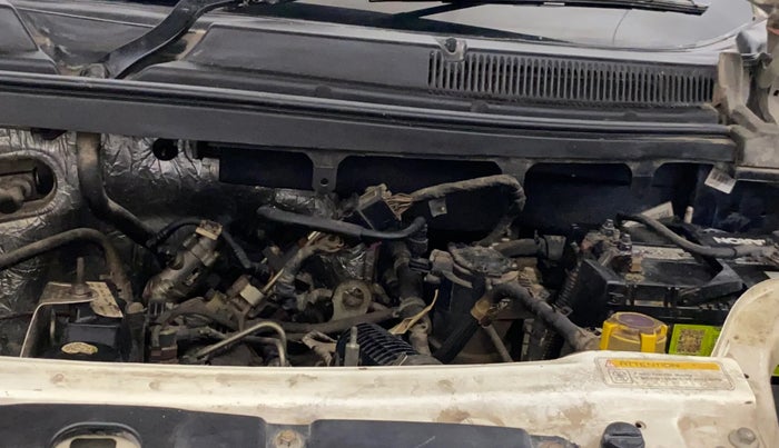 2017 Mahindra TUV300 T8, Diesel, Manual, 87,345 km, Engine View - Left