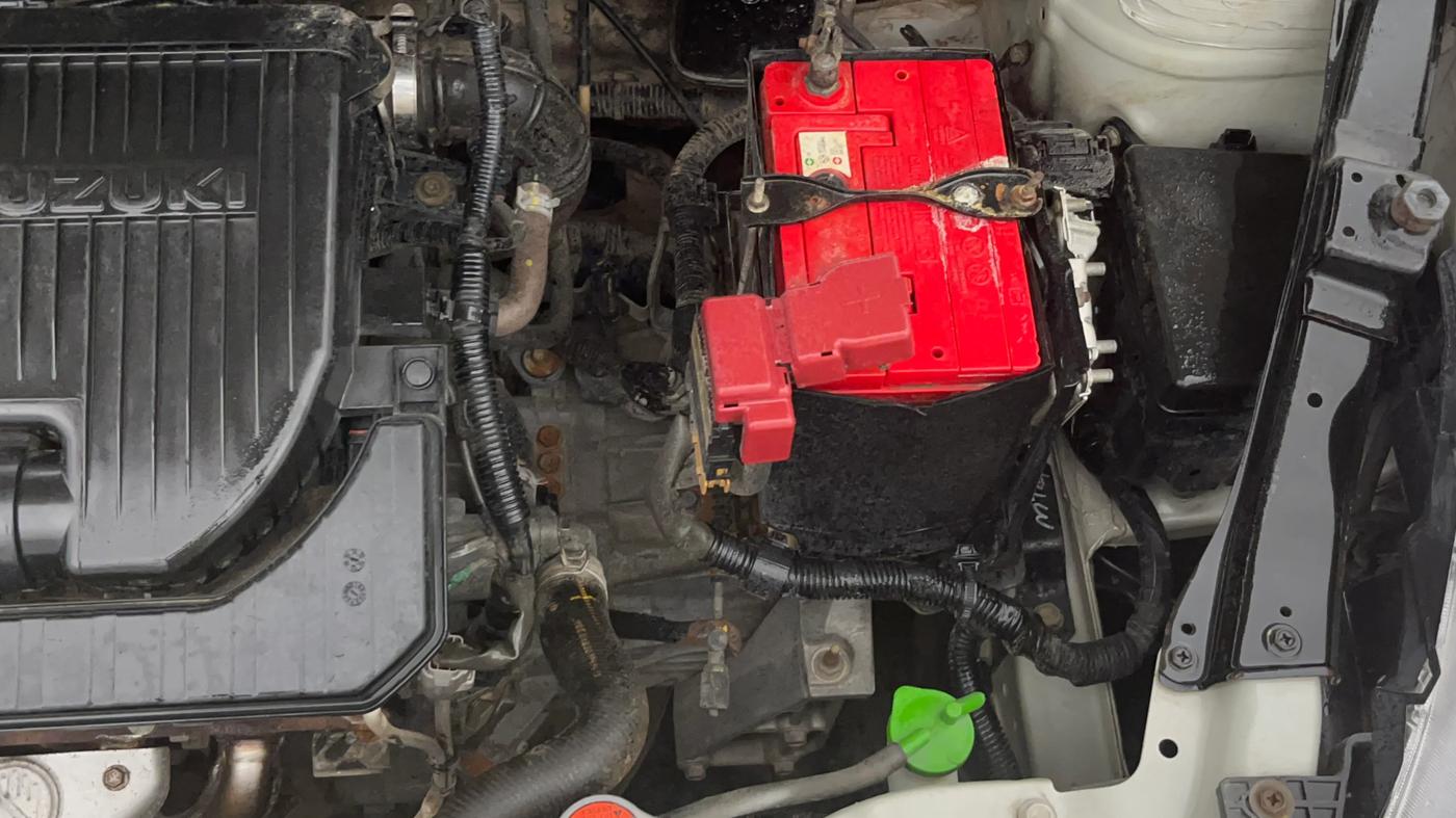 2014 Maruti Swift Dzire VXI, Petrol, Manual, 67,071 km, Engine View - Left