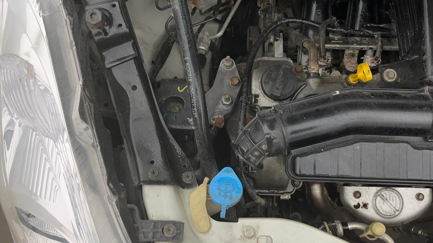 2014 Maruti Swift Dzire VXI, Petrol, Manual, 67,071 km, Engine View - Right