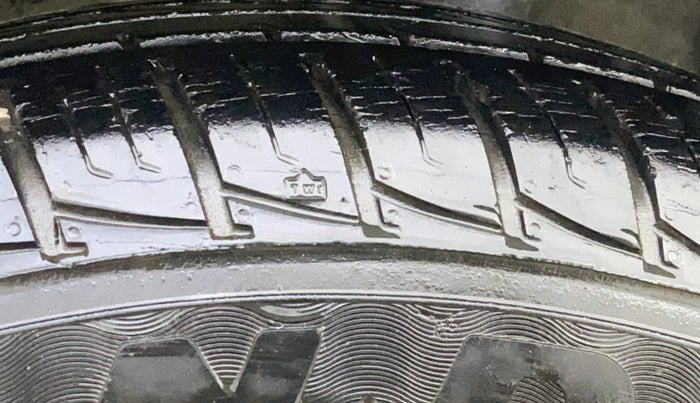 2015 Nissan Terrano XL (P), Petrol, Manual, 30,851 km, Left Rear Tyre Tread