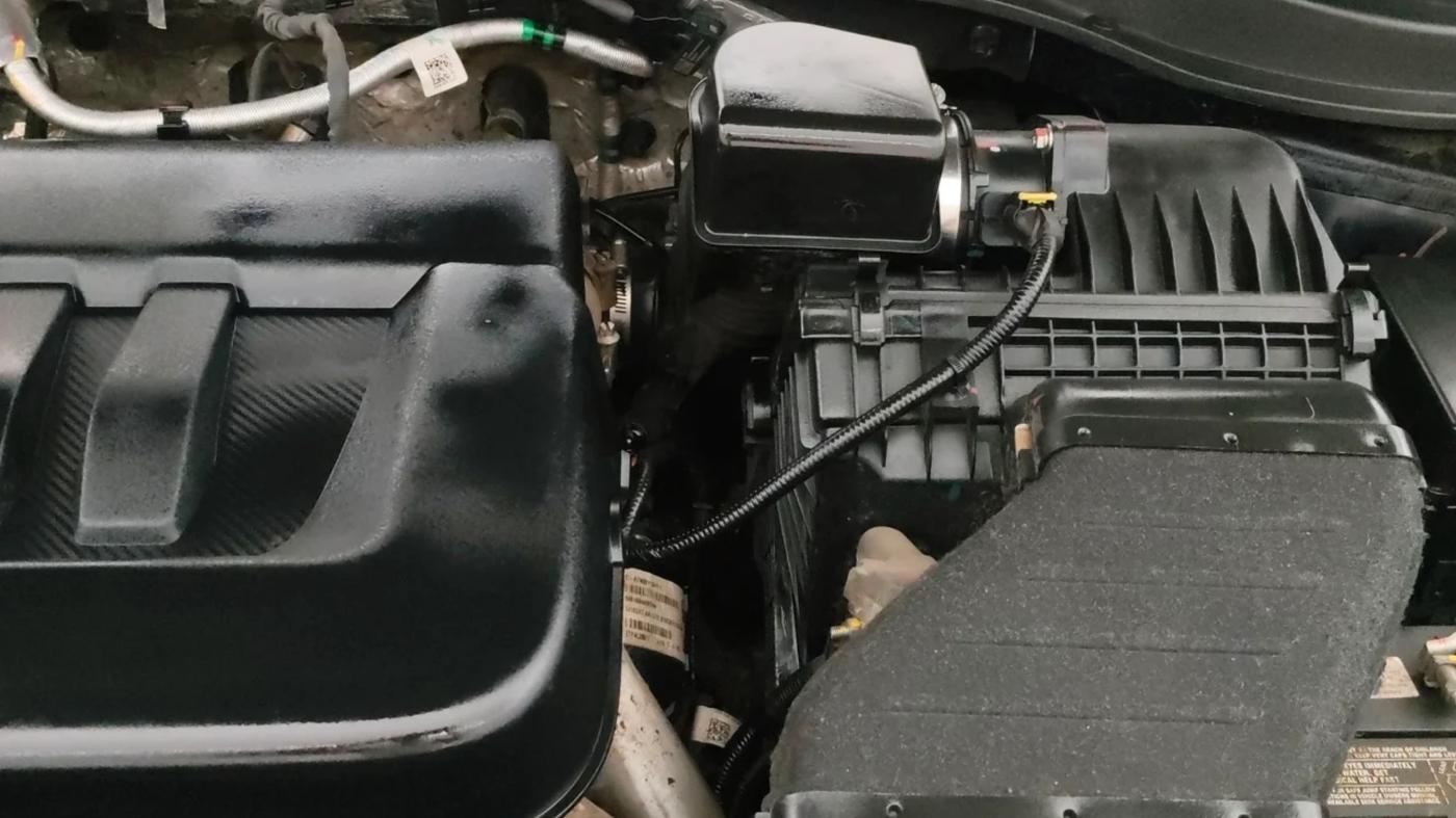 2023 Mahindra XUV700 AX 5 D AT 5 STR, Diesel, Automatic, 47,042 km, Engine View - Left