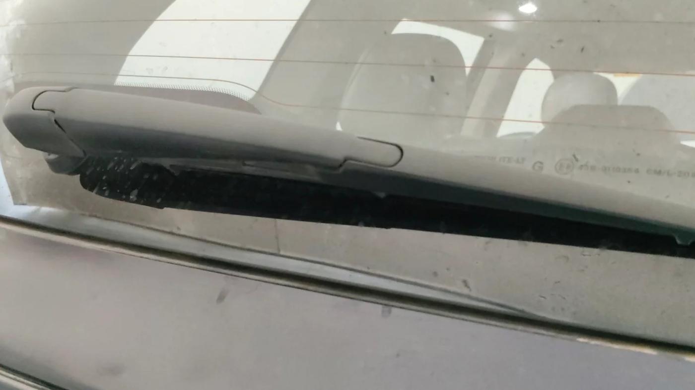 2023 Mahindra XUV700 AX 5 D AT 5 STR, Diesel, Automatic, 47,042 km, Rear Wiper