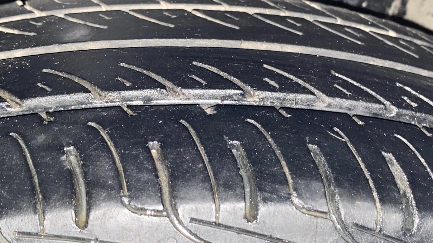 2014 Maruti Swift Dzire VDI, Diesel, Manual, 91,924 km, Left Rear Tyre Tread