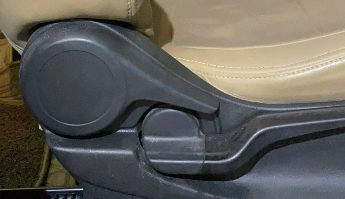 2019 Honda Amaze 1.2L I-VTEC S CVT, Petrol, Automatic, 46,284 km, Driver Side Adjustment Panel