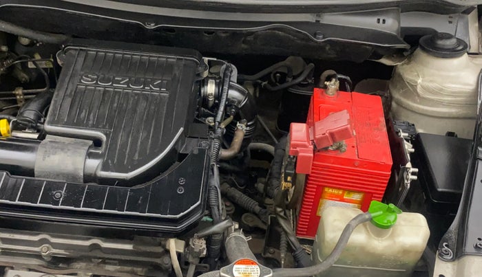 2013 Maruti Swift VXI, Petrol, Manual, 94,966 km, Engine View - Left